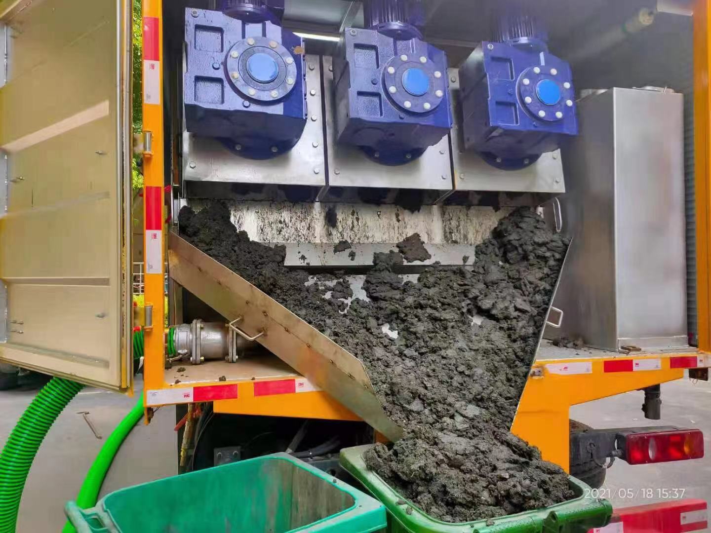 民丰化粪池清掏城市维护站-泥浆净化干湿分离处理